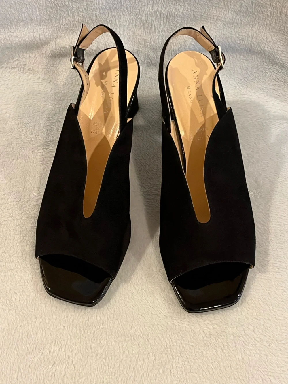Anna Luisa Firenze Black Suede Sandals. Open square toe chunky heel.  Formal. 10